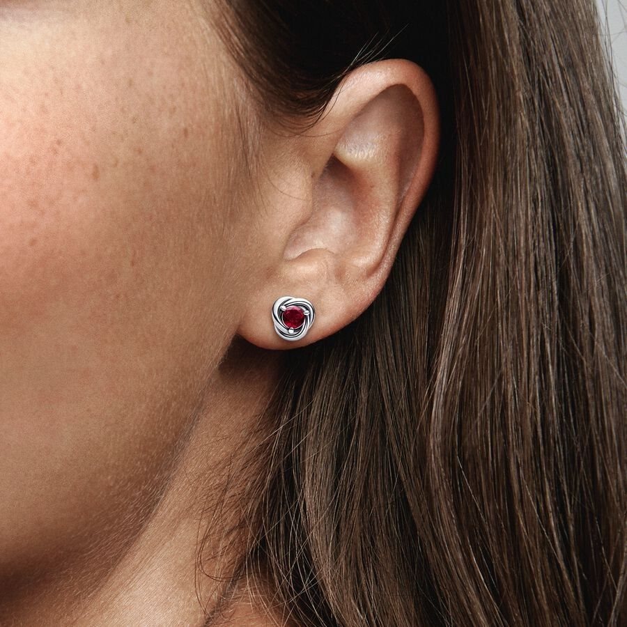 Pandora January Red Eternity Circle Stud Earrings Gümüş | 579-VOCBWF
