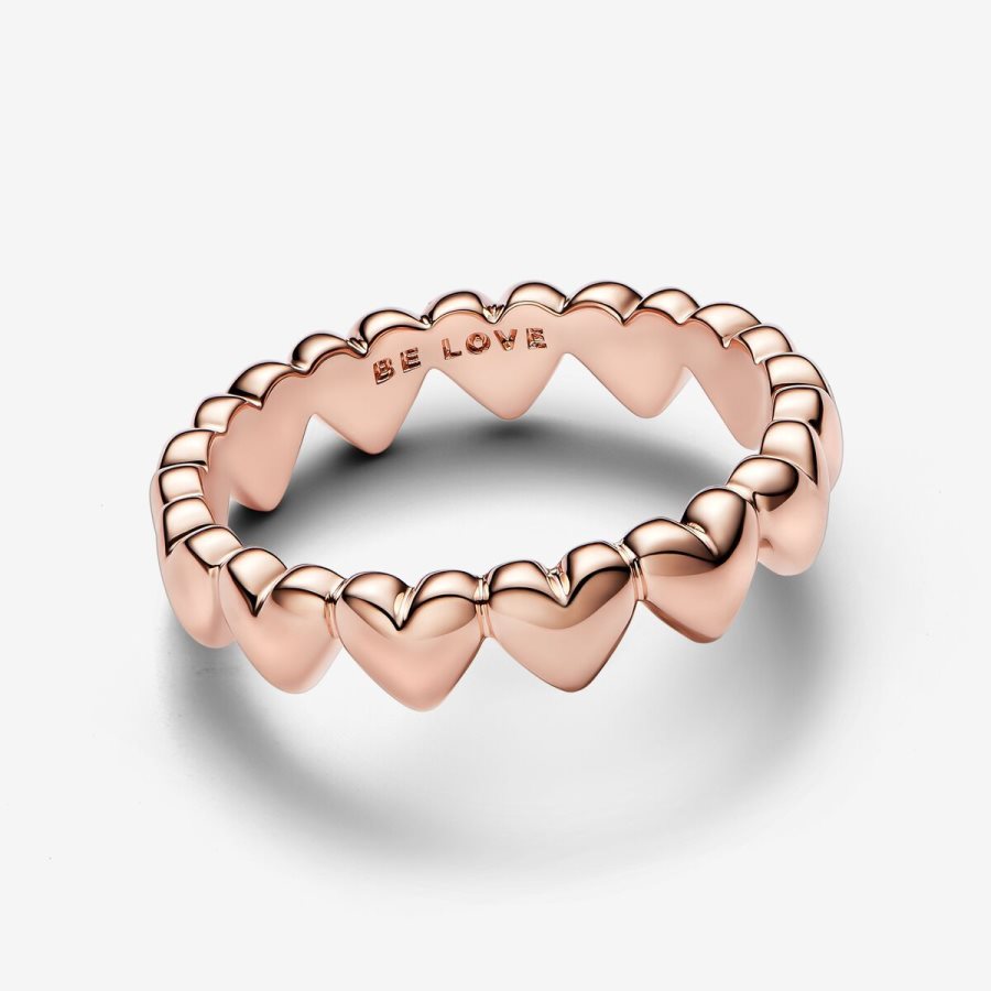 Pandora Row of Hearts Ring Pembe Altın | 750-BTUMYQ